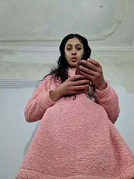 Snapshot of majdolin78 chatting on January 2025 02:14:01 PM majdolin78 online show from January 2025 02:14:01 PM