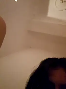 Snapshot of majdolin78 chatting on January 2025 07:06:01 PM majdolin78 online show from January 2025 07:06:01 PM