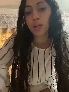 Snapshot of majdolin78 chatting on October 2025 12:50:02 PM majdolin78 online show from October 2025 12:50:02 PM