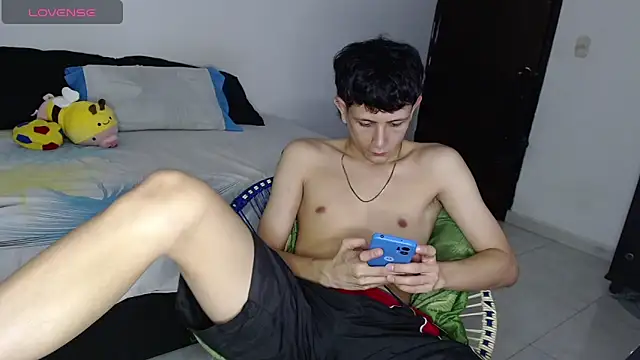 cute mathew online show from March 2025 04:18:01 AM