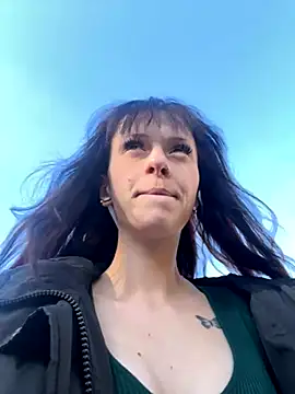 Snapshot of Ciara2004 chatting on November 2025 10:37:01 AM Ciara2004 online show from November 2025 10:37:01 AM