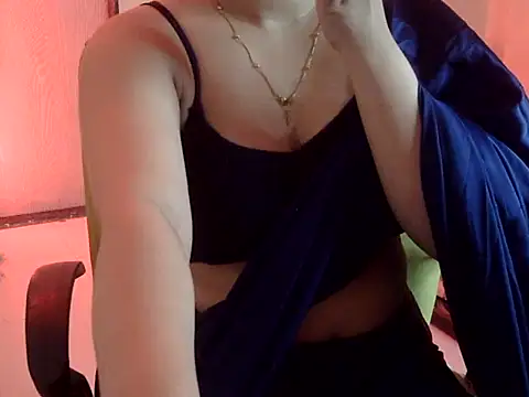 Shanaya1 online show from May 2026 06:57:02 PM