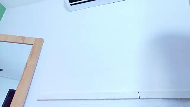 tinyy whore18 online show from April 2026 04:51:01 PM