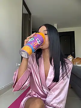 Bella Smiith  online show from December 2025 03:08:02 PM