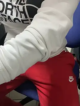 Greeneyes0820 online show from February 2025 09:26:02 PM