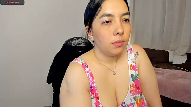 brithany olson25 online show from November 2025 02:54:02 AM