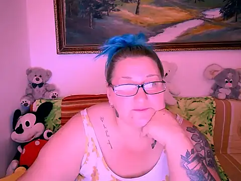 Snapshot of mayamayx chatting on October 2025 05:23:02 PM mayamayx online show from October 2025 05:23:02 PM
