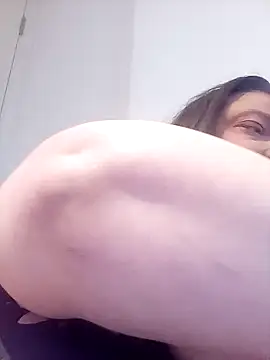 HotHornyEmmaX online show from February 2025 12:29:01 PM