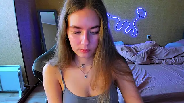 EmilyPaw online show from April 2026 09:49:01 AM