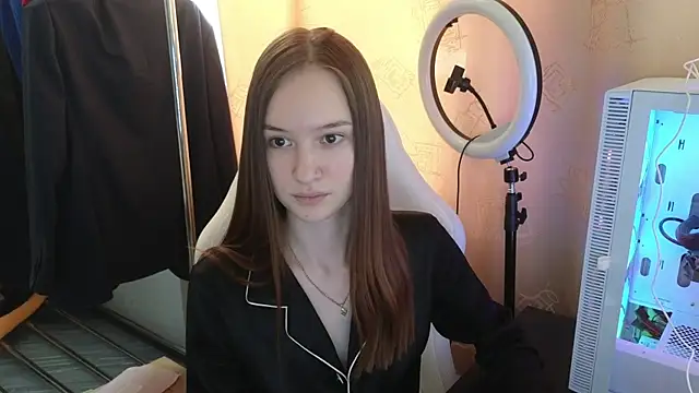 Snapshot of Seelexi chatting on March 2025 05:19:01 AM Seelexi online show from March 2025 05:19:01 AM