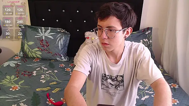 Tina 4 Charlie online show from February 2025 05:53:02 PM