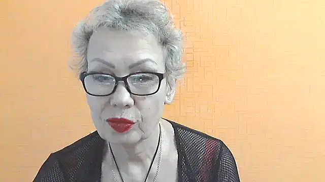 NessyJenixs online show from December 2025 07:49:01 AM
