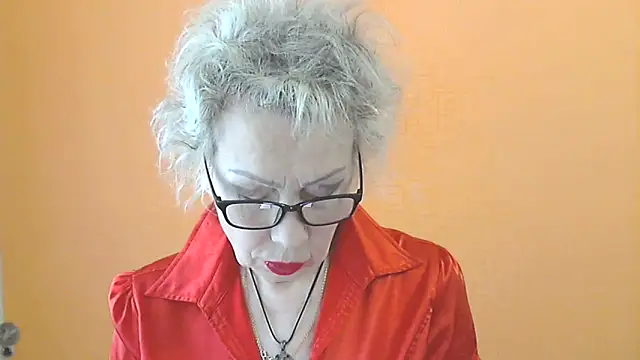 NessyJenixs online show from May 2026 06:31:02 AM