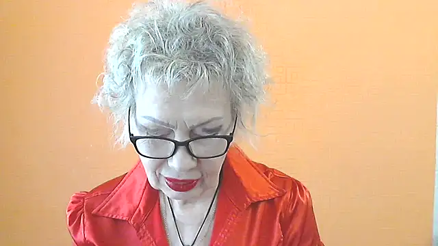 NessyJenixs online show from May 2026 07:15:02 AM
