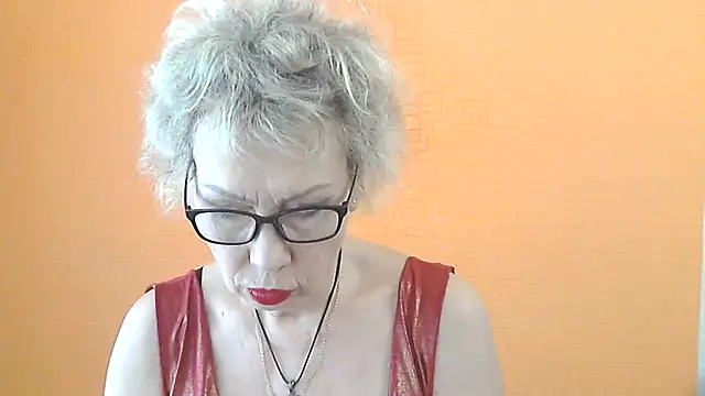 NessyJenixs online show from June 2026 07:01:02 AM