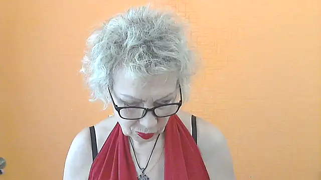 NessyJenixs online show from June 2026 06:38:01 AM