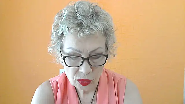NessyJenixs online show from June 2026 06:07:01 AM