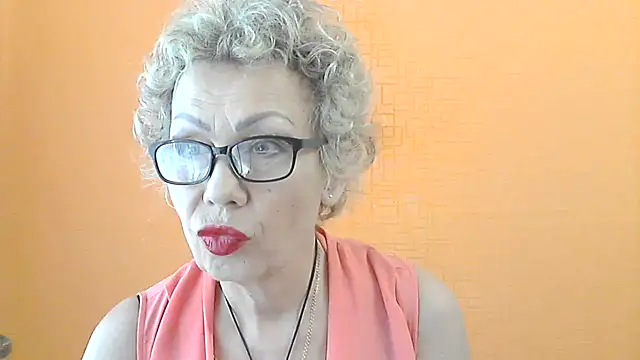 NessyJenixs online show from July 2026 06:52:01 AM
