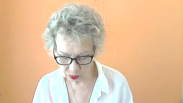 NessyJenixs online show from July 2026 06:28:01 AM