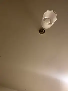 Snapshot of theprettysoles chatting on December 2025 11:42:02 PM theprettysoles online show from December 2025 11:42:02 PM