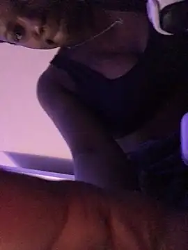 Snapshot of theprettysoles chatting on April 2026 01:47:01 AM theprettysoles online show from April 2026 01:47:01 AM