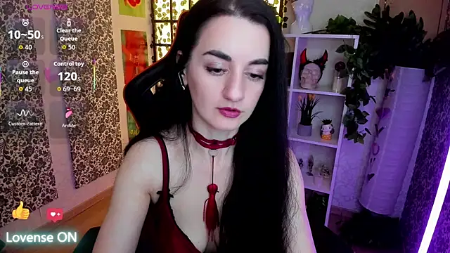 Snapshot of JessicaAlfo chatting on May 2026 02:30:01 AM JessicaAlfo online show from May 2026 02:30:01 AM