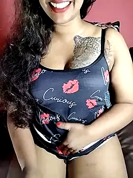 Snapshot of Sexy-Monikaa chatting on April 2026 06:43:01 PM Sexy-Monikaa online show from April 2026 06:43:01 PM