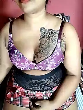 Snapshot of Sexy-Monikaa chatting on April 2026 10:29:02 PM Sexy-Monikaa online show from April 2026 10:29:02 PM