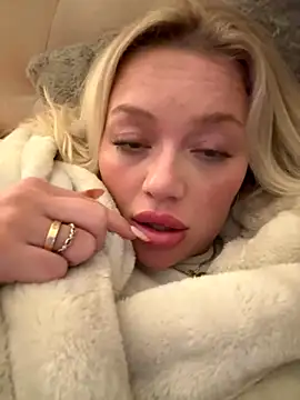 blissdimicco online show from October 2025 09:22:01 PM