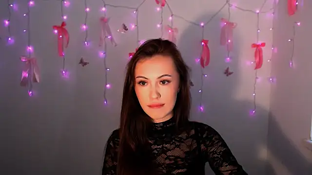 Snapshot of Nikonara_Love chatting on December 2025 01:50:02 PM Nikonara Love online show from December 2025 01:50:02 PM