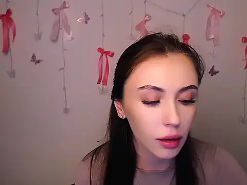 Snapshot of Nikonara_Love chatting on July 2026 05:43:02 PM Nikonara Love online show from July 2026 05:43:02 PM