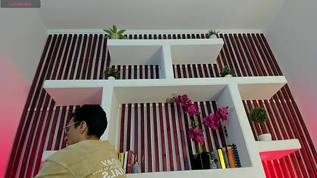 ApoloCruz online show from May 2026 03:59:02 AM