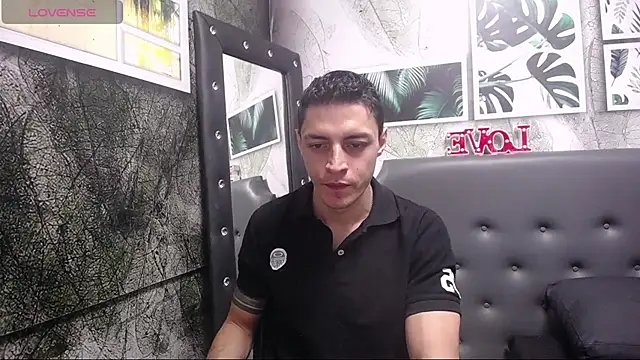 Frank Millers online show from February 2025 04:02:01 PM