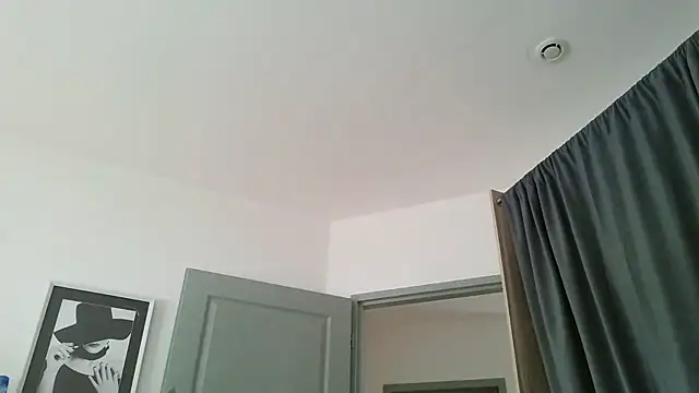 serena  vedette online show from March 2026 12:54:01 PM