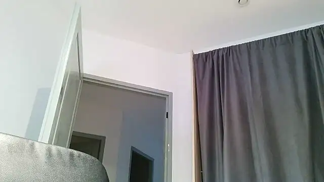 serena  vedette online show from March 2026 08:18:02 AM