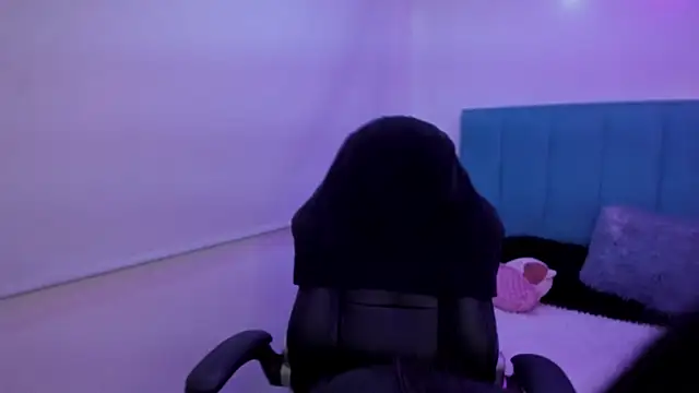 Belinda Braund online show from September 2025 02:08:01 PM