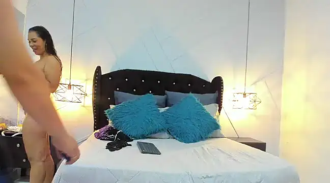 couple latin69 online show from January 2025 07:40:01 PM