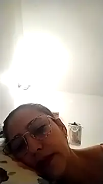 Snapshot of PaulinaCOL chatting on January 2025 06:45:01 AM PaulinaCOL online show from January 2025 06:45:01 AM