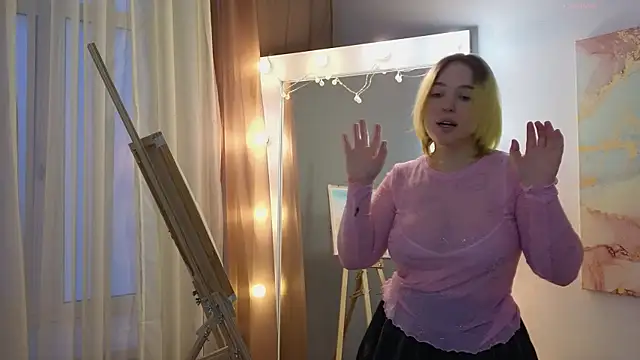 Snapshot of Manic_pixie_ chatting on February 2025 11:14:02 AM Manic pixie online show from February 2025 11:14:02 AM