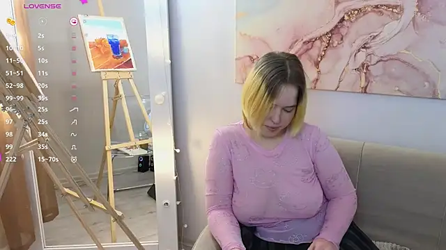 Snapshot of Manic_pixie_ chatting on February 2025 02:18:01 PM Manic pixie online show from February 2025 02:18:01 PM