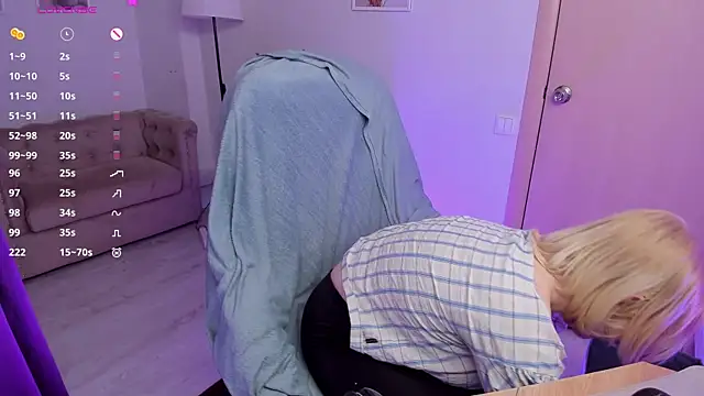 Snapshot of Manic_pixie_ chatting on March 2025 03:35:01 PM Manic pixie online show from March 2025 03:35:01 PM