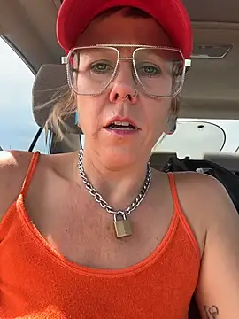 Snapshot of I_am_babydoll chatting on April 2026 10:07:02 PM I am babydoll online show from April 2026 10:07:02 PM