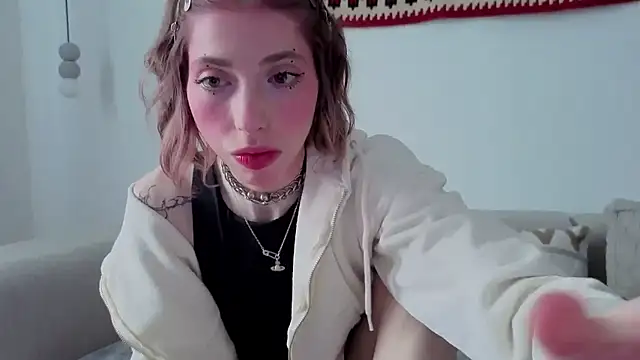 HappyVivy online show from April 2026 07:24:01 AM