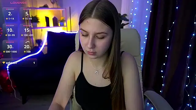 AureliaBliss  online show from March 2025 07:25:01 PM