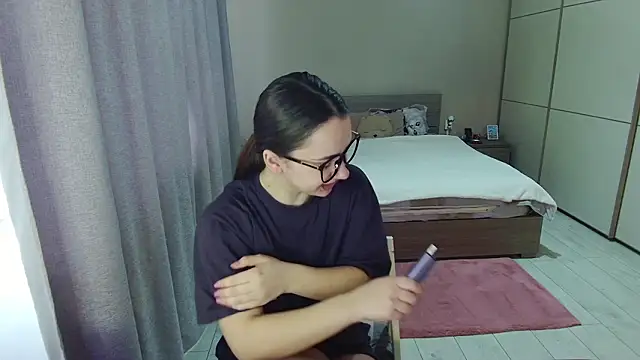 singletrouble online show from March 2026 06:50:01 AM