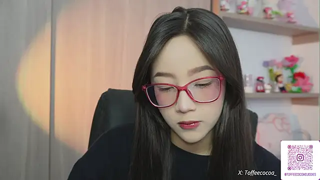 Snapshot of sophi_lii chatting on June 2026 09:15:02 PM sophi lii online show from June 2026 09:15:02 PM