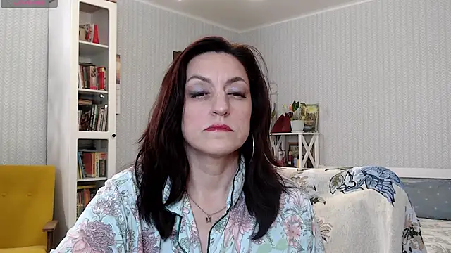 Soffya Soy online show from April 2026 03:58:01 PM