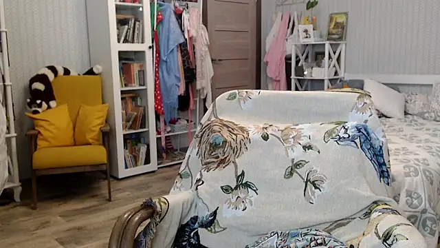 Snapshot of Soffya_Soy chatting on May 2026 06:42:02 PM Soffya Soy online show from May 2026 06:42:02 PM