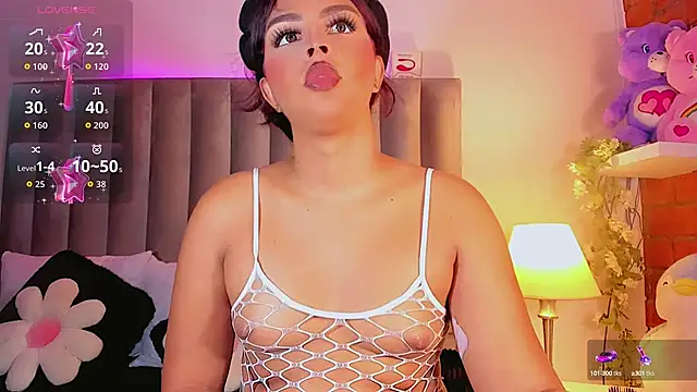 Snapshot of CamiiGarcia chatting on October 2025 07:45:02 PM CamiiGarcia online show from October 2025 07:45:02 PM
