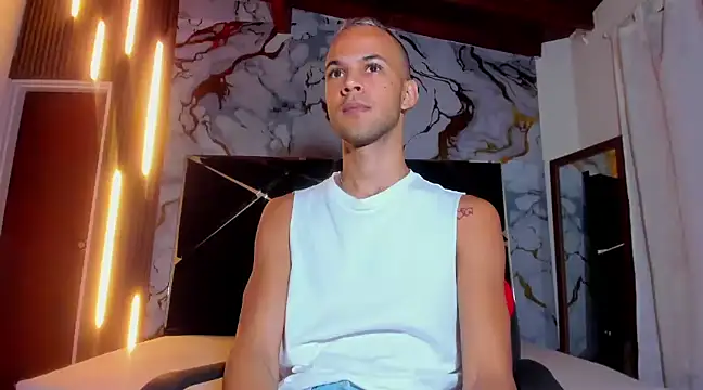 Snapshot of Jeremmy_Love chatting on March 2025 12:23:02 PM Jeremmy Love online show from March 2025 12:23:02 PM